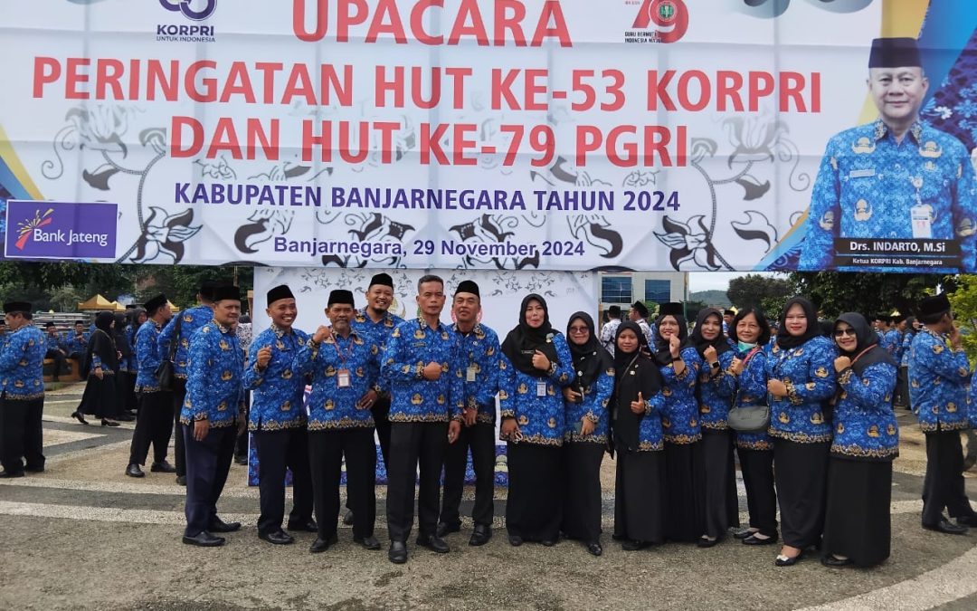 Upacara HUT Ke 53 KORPRI dan HUT ke 79 PGRI