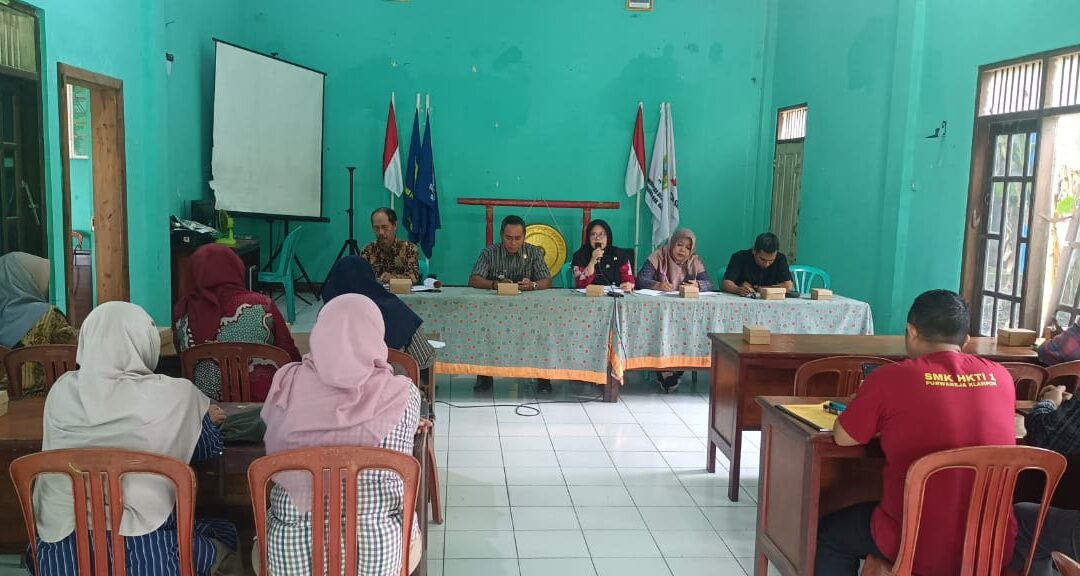 Musdes Pergantian Pengurus Bumdes dan Sosialisai Program Ketahanan Pangan Desa Simbang Kecamatan Mandiraja