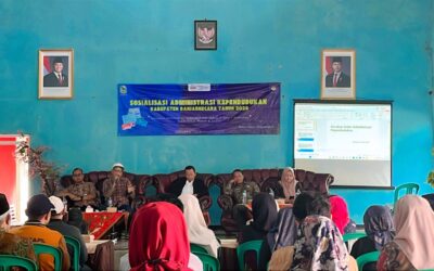 Sosialisai Administrasi Kependudukan Kabupaten Banjarnegara di Desa Purwasaba Kecamatan Mandiraja Tahun 2025
