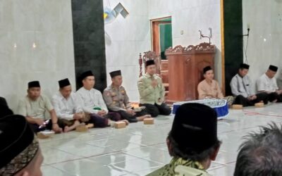 Tarawih Silaturahim (tarhim) Forkompinda dan OPD di masjid Al Hidayah 3 Desa Purwasaba Kecamatan Mandiraja