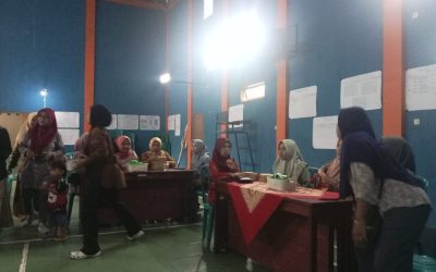 Pelatihan bucket bunga Desa Banjengan