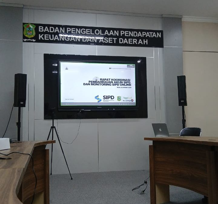 Rapat Koordinasi Pembaharuan Akun SIPD dan Monitoring SIPD Online Peserta Bendahara dan Opsim dari 13 Kecamatan di Kab. Banjarnegara
