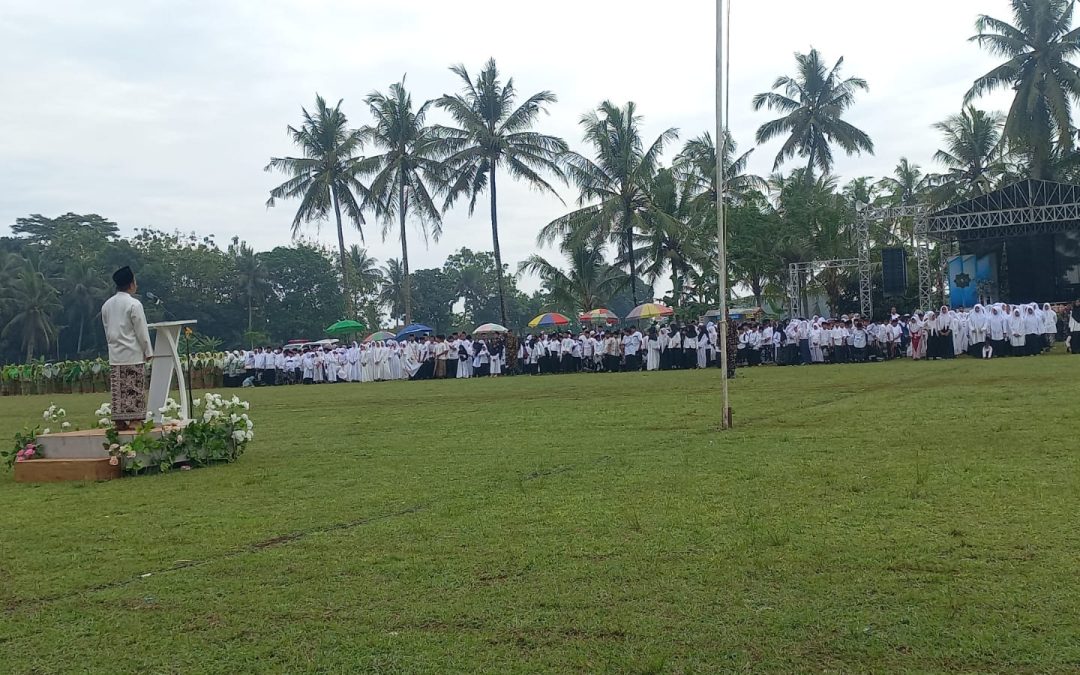 Upacara Hari Santri Nasional 2025