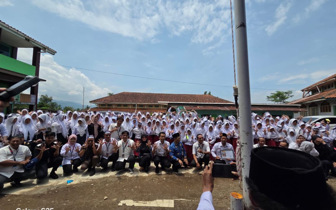 Kemenkeu Mengajar di MTS dan MI Alhidayah ds Purwasaba